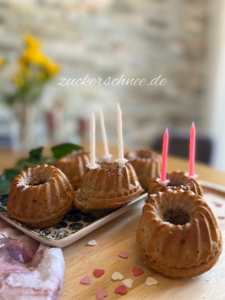 Mini Gugelhupf ohne Zucker