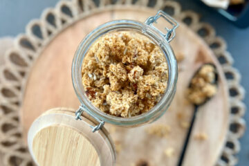 Granola mit Honig und Nüssen